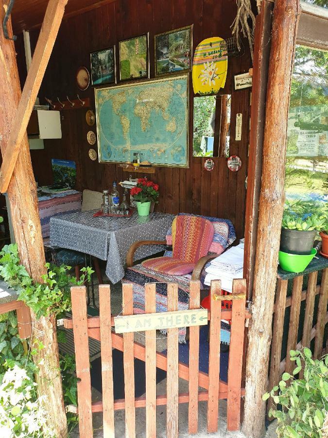 Draga Koncar Guest House Vrelo Koreničko Buitenkant foto