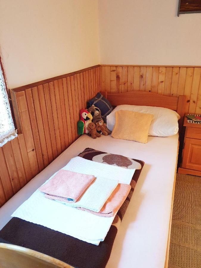 Draga Koncar Guest House Vrelo Koreničko Buitenkant foto